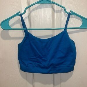 Athletic workout bra with open back